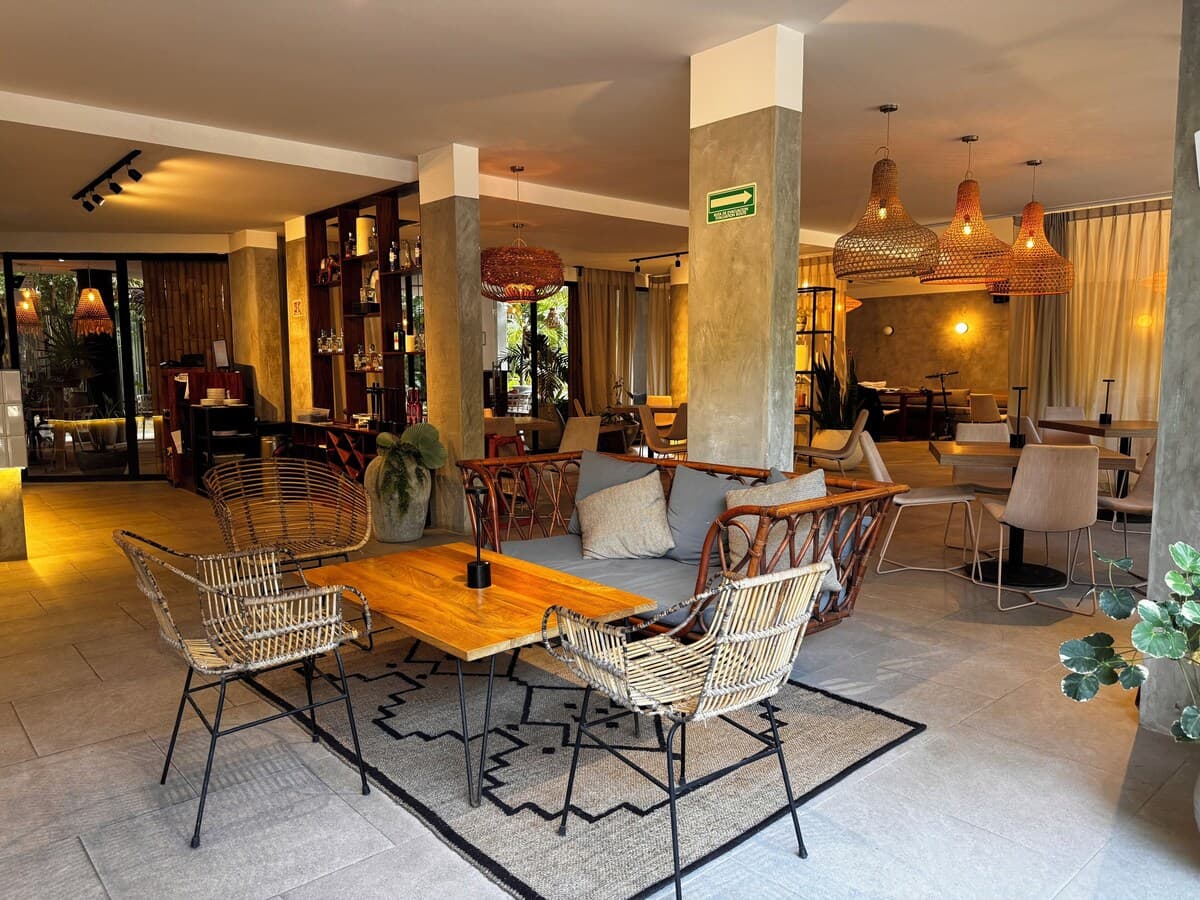 Restaurants with delivery